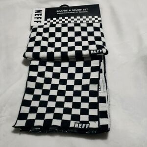 Neff Beanie & Scarf‎ Set (black & white).